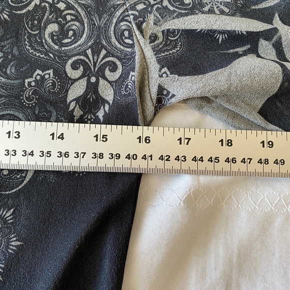 Casa Lee Women's Gray Boho Print Long‎ Sleeve Tunic Blouse Size Large - Picture 7 of 11